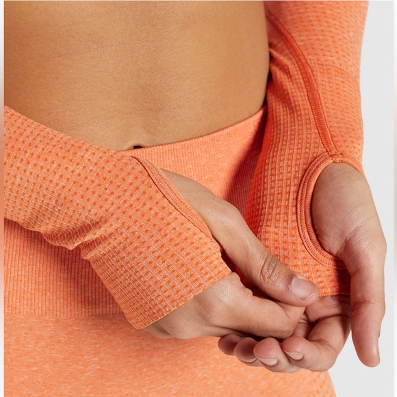 Gymshark Vibrant Orange Athletic Set - Picture 4 of 7